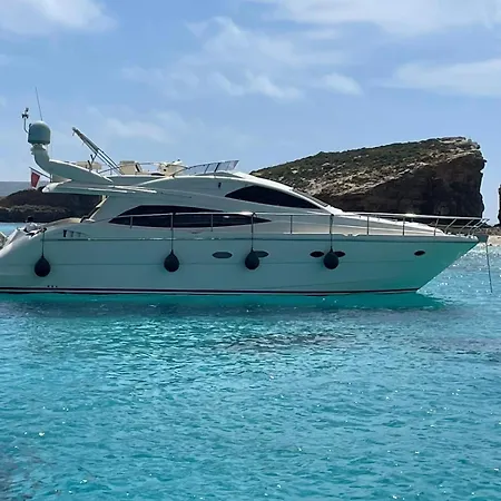 Botel Boatcare Yacht Charters